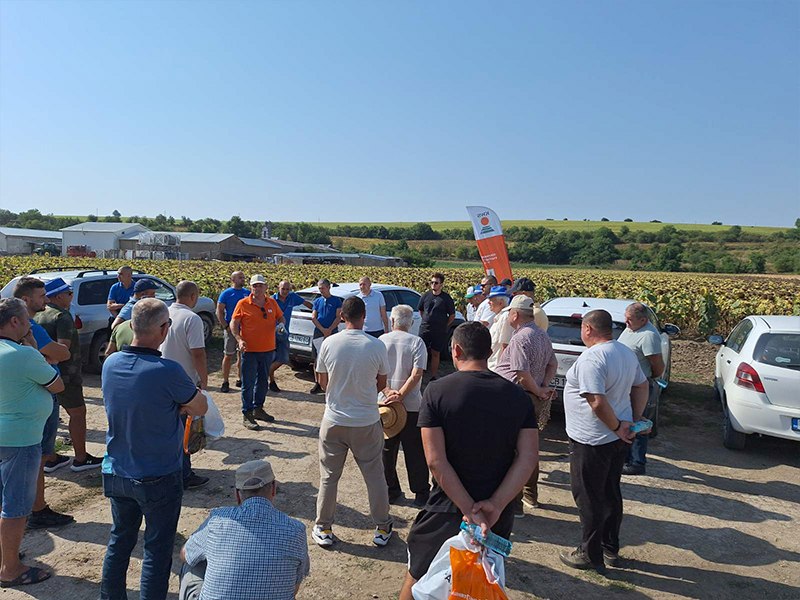 Открит ден на пролетните култури с KWS в с. Гецово